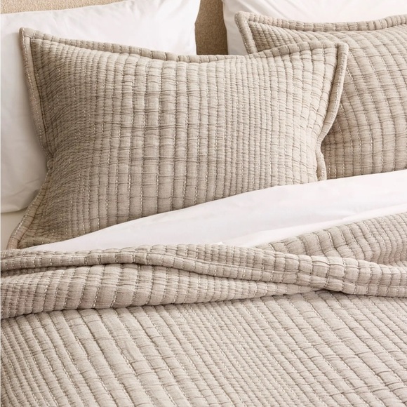 QUINCE Organic Cotton Channel Stitch Sham Set IN KING SIZE IN TAUPE NWT - Picture 3 of 6